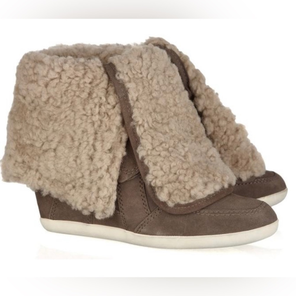 Ash Bowie sneakers/ wedges/ Boots
Taupe with Fur Brizz Sneakers size 37 US 7